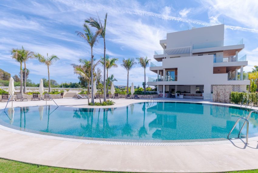 R5307955-Apartment-For-Sale-The-Golden-Mile-Middle-Floor-Apartment-2-Beds-193-Built-2