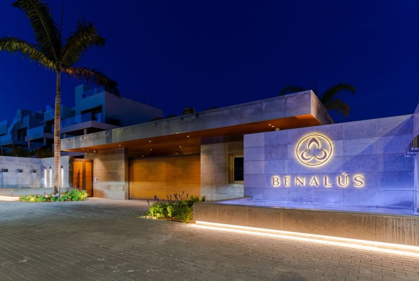 R5307955-Apartment-For-Sale-The-Golden-Mile-Middle-Floor-Apartment-2-Beds-193-Built