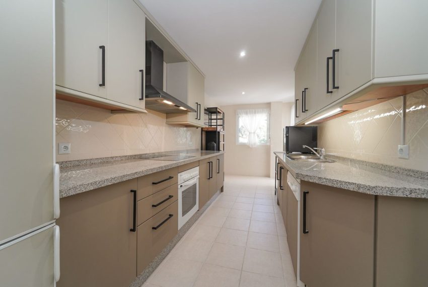 R5308066-Apartment-For-Sale-Elviria-Penthouse-2-Beds-128-Built-10