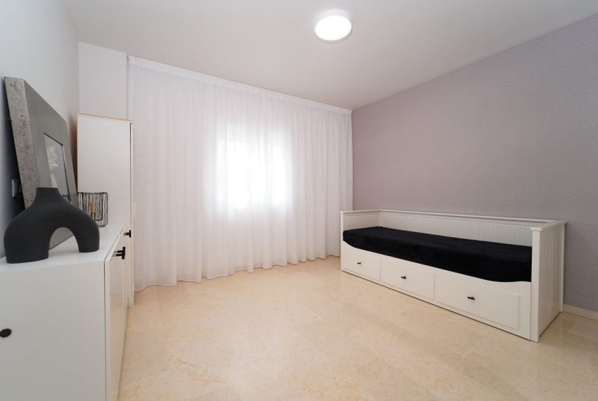 R5308066-Apartment-For-Sale-Elviria-Penthouse-2-Beds-128-Built-7