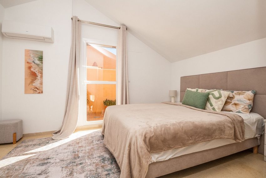 R5308120-Apartment-For-Sale-Elviria-Penthouse-2-Beds-121-Built-3