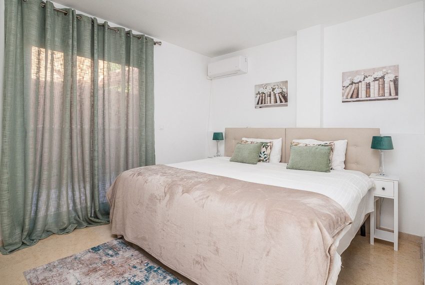 R5308120-Apartment-For-Sale-Elviria-Penthouse-2-Beds-121-Built-4