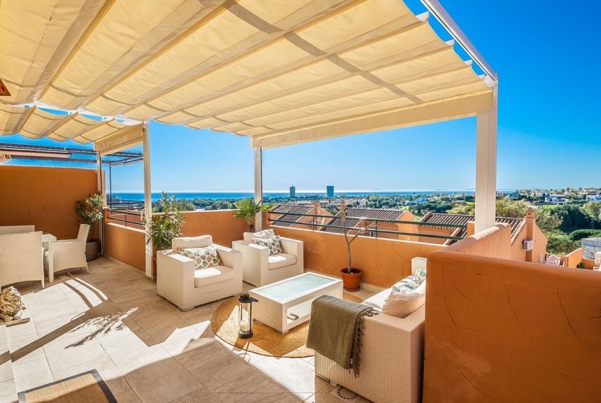 R5308120-Apartment-For-Sale-Elviria-Penthouse-2-Beds-121-Built