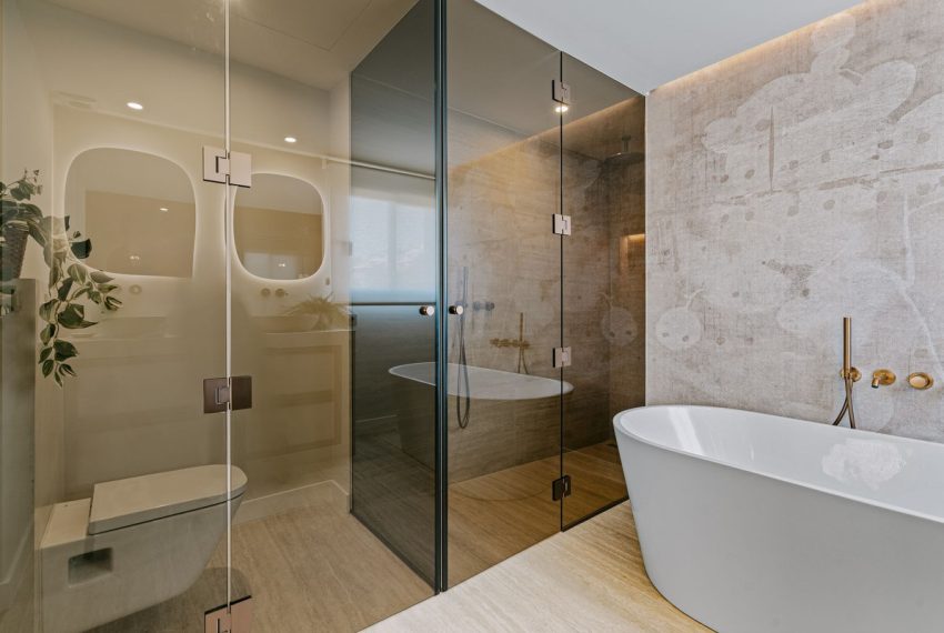 R5309887-Apartment-For-Sale-Nueva-Andalucia-Ground-Floor-Apartment-3-Beds-140-Built-12