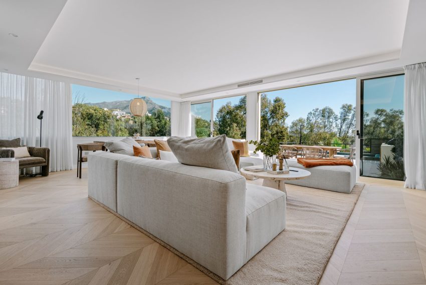 R5309887-Apartment-For-Sale-Nueva-Andalucia-Ground-Floor-Apartment-3-Beds-140-Built-2