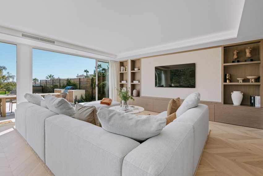 R5309887-Apartment-For-Sale-Nueva-Andalucia-Ground-Floor-Apartment-3-Beds-140-Built-5