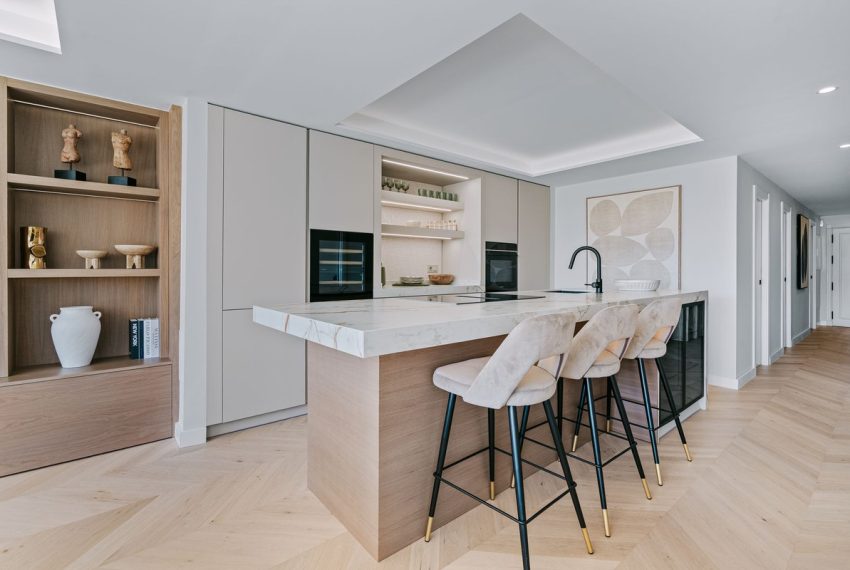 R5309887-Apartment-For-Sale-Nueva-Andalucia-Ground-Floor-Apartment-3-Beds-140-Built-9