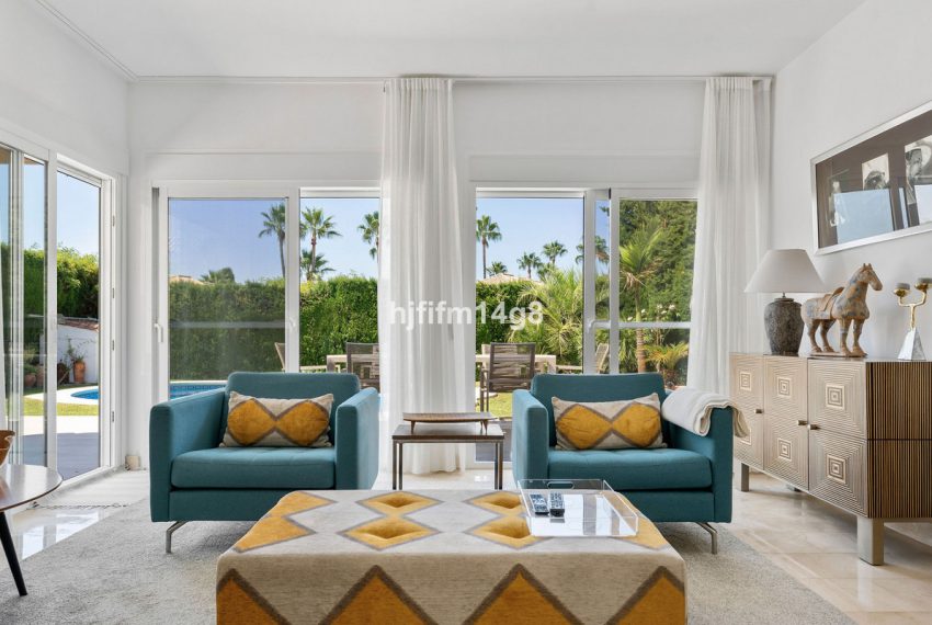 R5310151-House-For-Sale-Nueva-Andalucia-Detached-Villa-5-Beds-168-Built-7