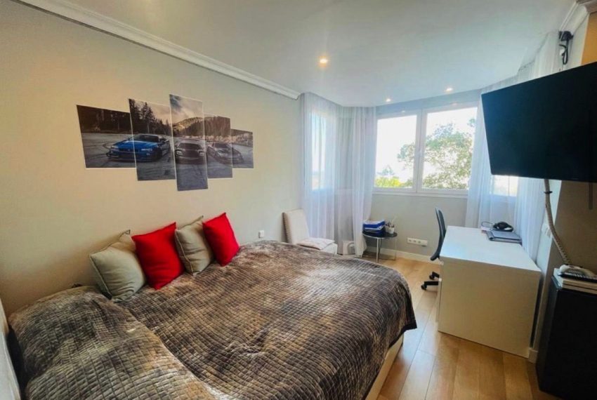 R5310841-Apartment-For-Sale-Nueva-Andalucia-Duplex-3-Beds-180-Built-1