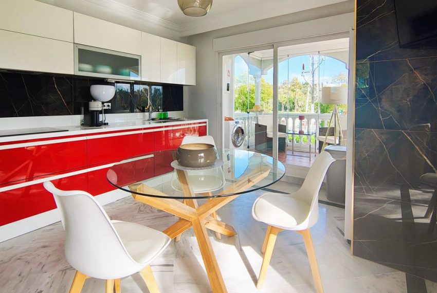 R5311447-Apartment-For-Sale-Nueva-Andalucia-Middle-Floor-Apartment-4-Beds-101-Built-3