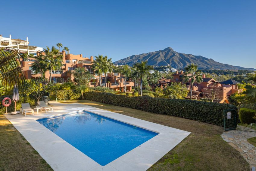 R5315089-Apartment-For-Sale-Nueva-Andalucia-Ground-Floor-Apartment-4-Beds-240-Built-18