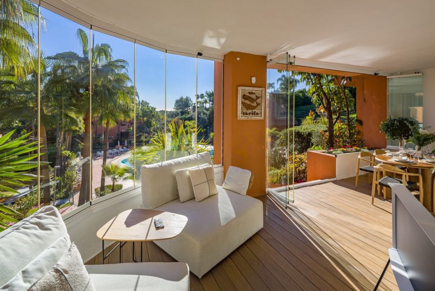 R5315089-Apartment-For-Sale-Nueva-Andalucia-Ground-Floor-Apartment-4-Beds-240-Built-2