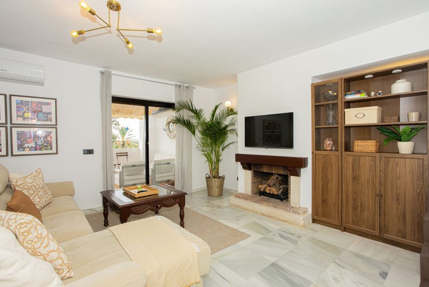 R5315749-Apartment-For-Sale-The-Golden-Mile-Penthouse-Duplex-2-Beds-100-Built-2