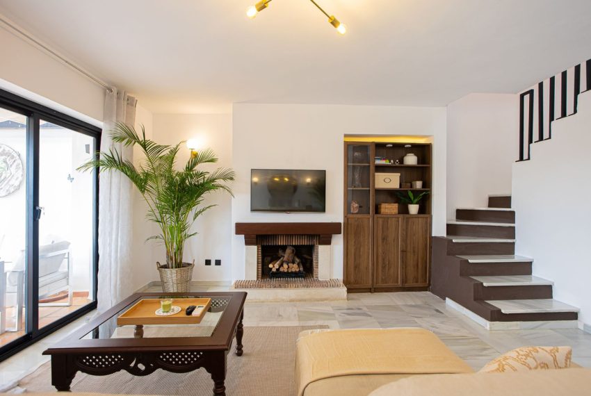 R5315749-Apartment-For-Sale-The-Golden-Mile-Penthouse-Duplex-2-Beds-100-Built-4