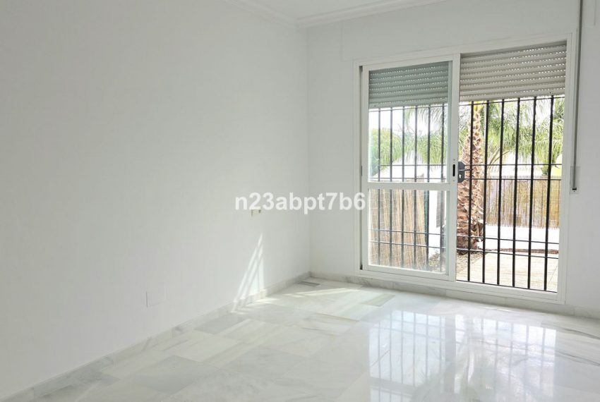 R5315965-Apartment-For-Sale-Nueva-Andalucia-Ground-Floor-Apartment-2-Beds-86-Built-6