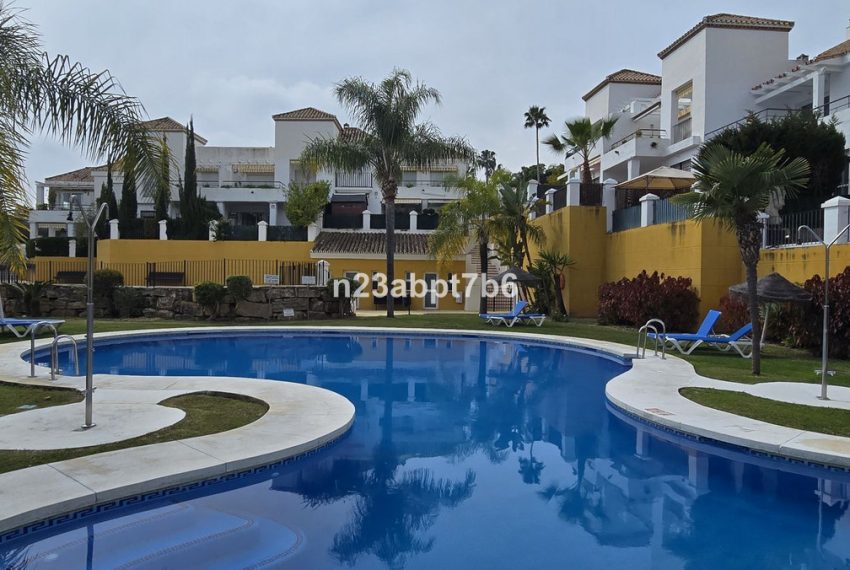 R5315965-Apartment-For-Sale-Nueva-Andalucia-Ground-Floor-Apartment-2-Beds-86-Built