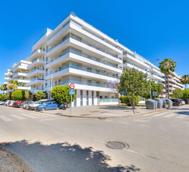 R5316049-Image 1-Middle Floor Apartment - 3 Beds - 126 Built