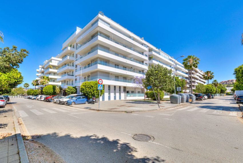 R5316049-Apartment-For-Sale-Nueva-Andalucia-Middle-Floor-Apartment-3-Beds-126-Built