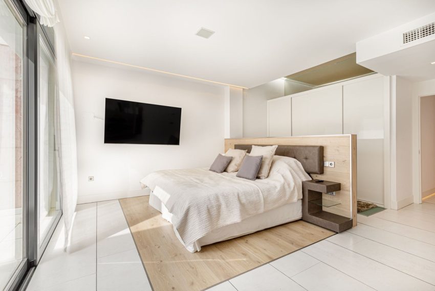 R2344079-Apartment-For-Sale-Puerto-Banus-Ground-Floor-Apartment-3-Beds-352-Built-10