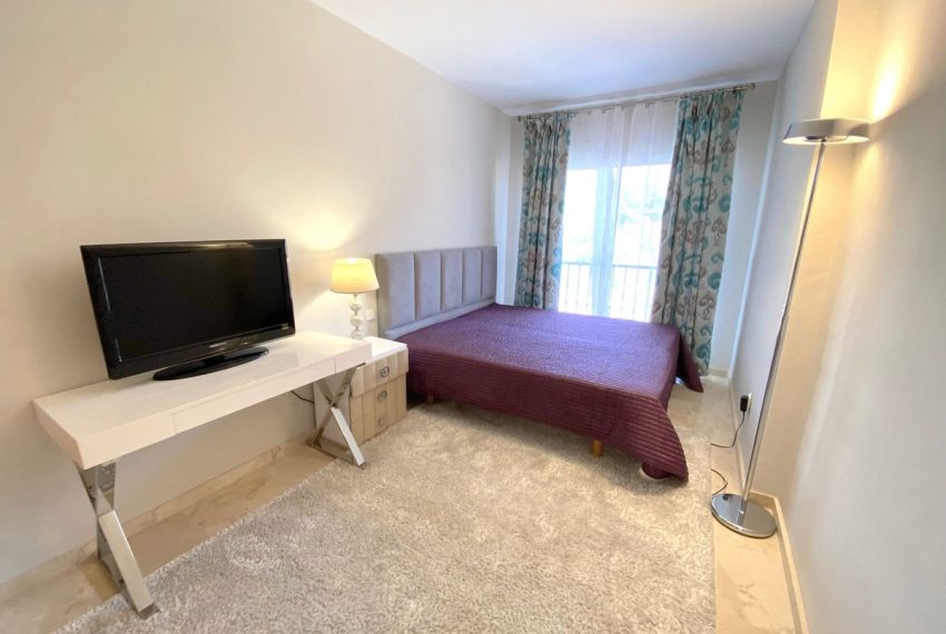 R4448998-Apartment-For-Sale-Aloha-Top-Floor-Apartment-2-Beds-95-Built-12