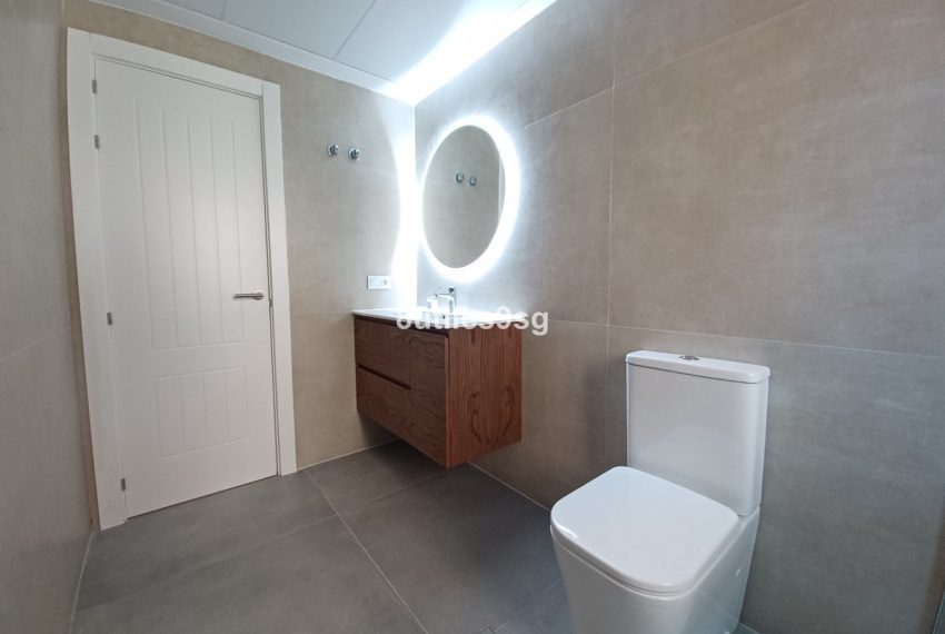 R4840054-Apartment-For-Sale-Benahavis-Penthouse-Duplex-3-Beds-189-Built-19