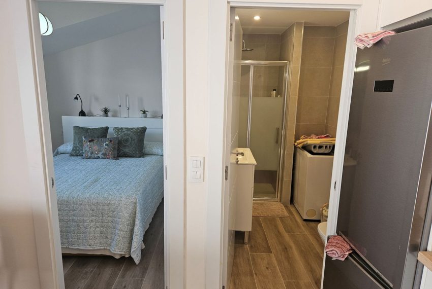 R4933315-Apartment-For-Sale-The-Golden-Mile-Penthouse-1-Beds-40-Built-6