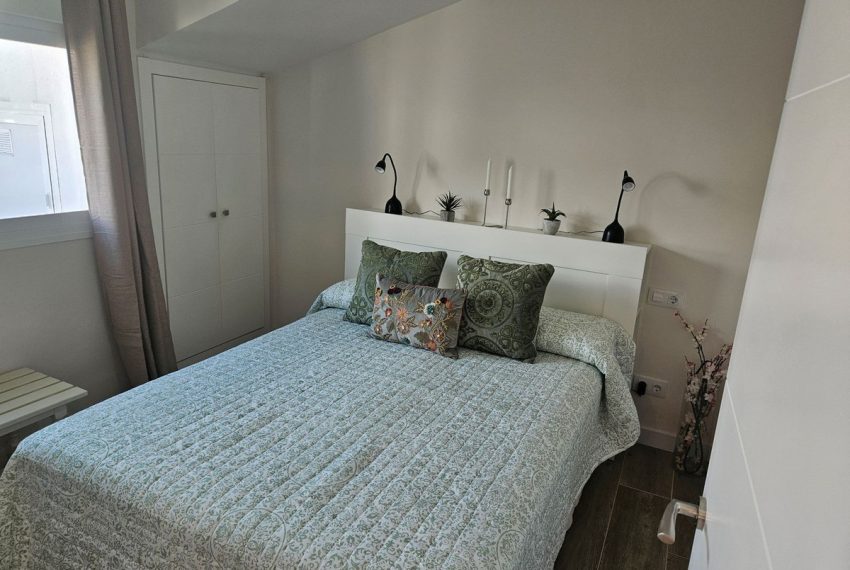 R4933315-Apartment-For-Sale-The-Golden-Mile-Penthouse-1-Beds-40-Built-7