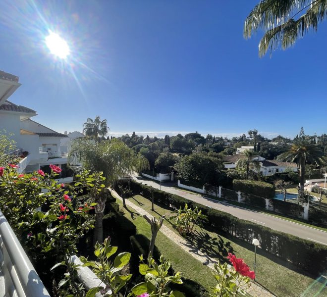 R4944310-Image 1-Penthouse Duplex - 4 Beds - 219 Built