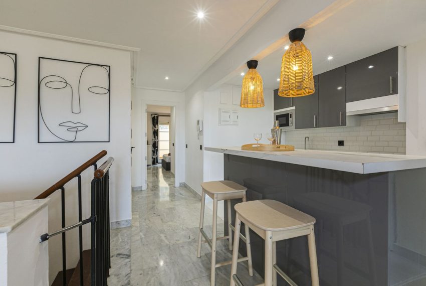 R4967833-Apartment-For-Sale-Nueva-Andalucia-Duplex-2-Beds-100-Built-9