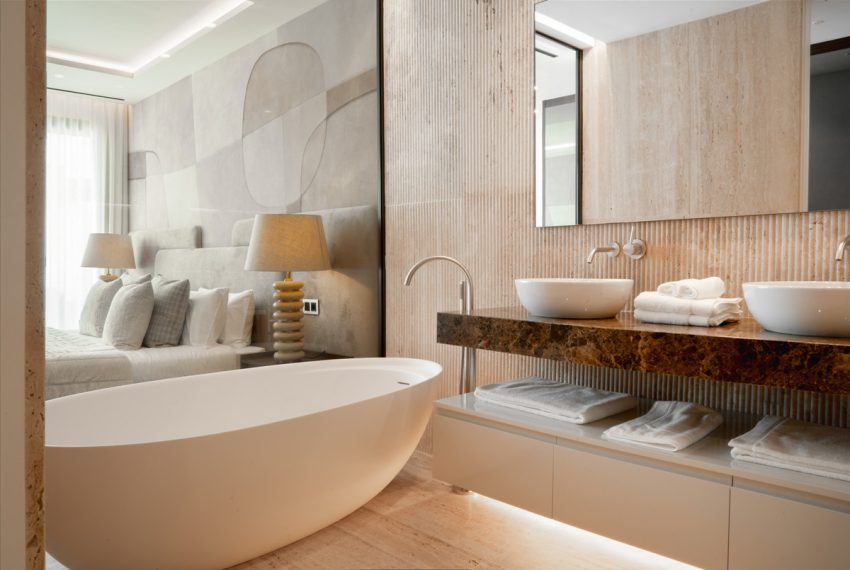 R4973464-Apartment-For-Sale-The-Golden-Mile-Ground-Floor-Apartment-4-Beds-286-Built-10