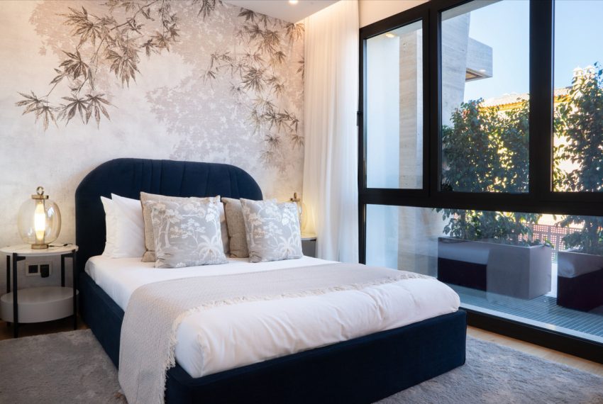 R4973464-Apartment-For-Sale-The-Golden-Mile-Ground-Floor-Apartment-4-Beds-286-Built-14