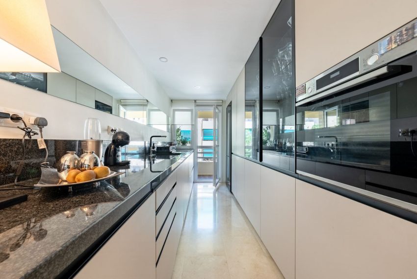 R5135422-Apartment-For-Sale-Marbella-Middle-Floor-Apartment-2-Beds-130-Built-4