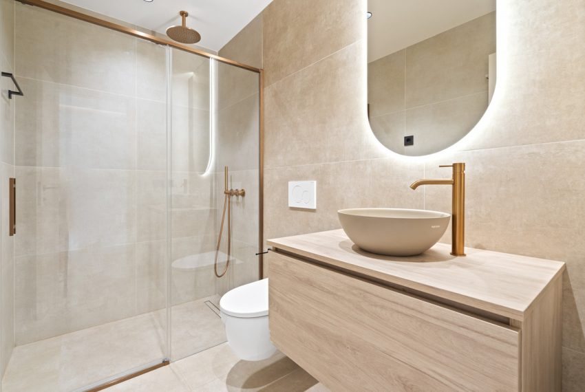 R5194399-Apartment-For-Sale-Nueva-Andalucia-Ground-Floor-Apartment-3-Beds-170-Built-17