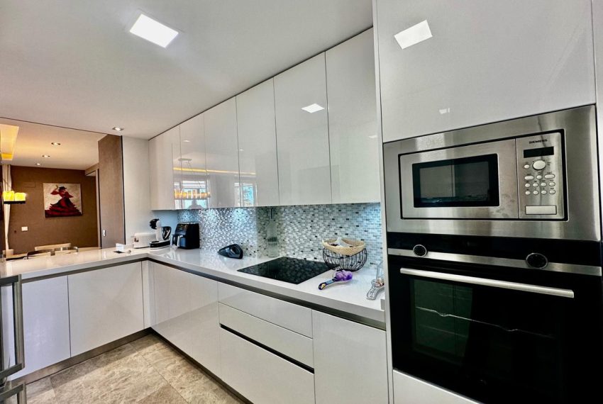 R5199814-Apartment-For-Sale-Nueva-Andalucia-Penthouse-Duplex-3-Beds-170-Built-14