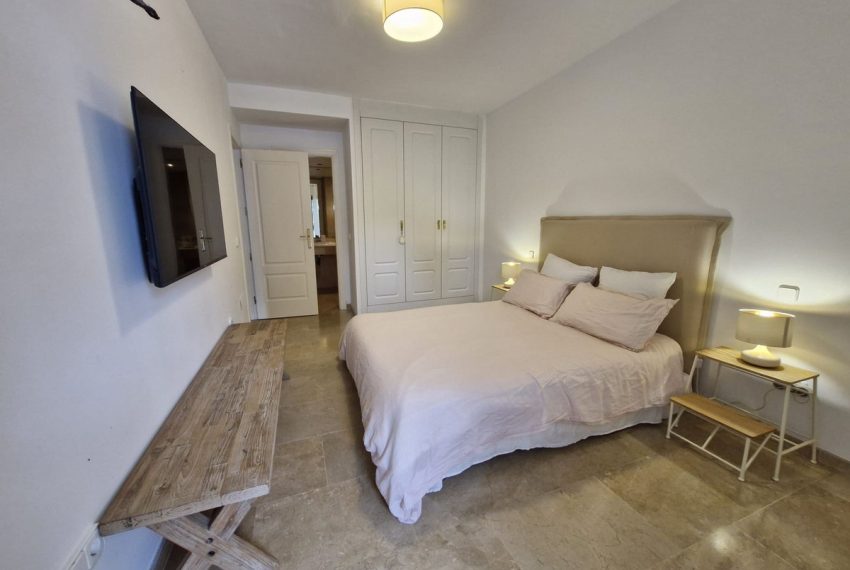 R5202943-Apartment-For-Sale-The-Golden-Mile-Middle-Floor-Apartment-2-Beds-86-Built-13