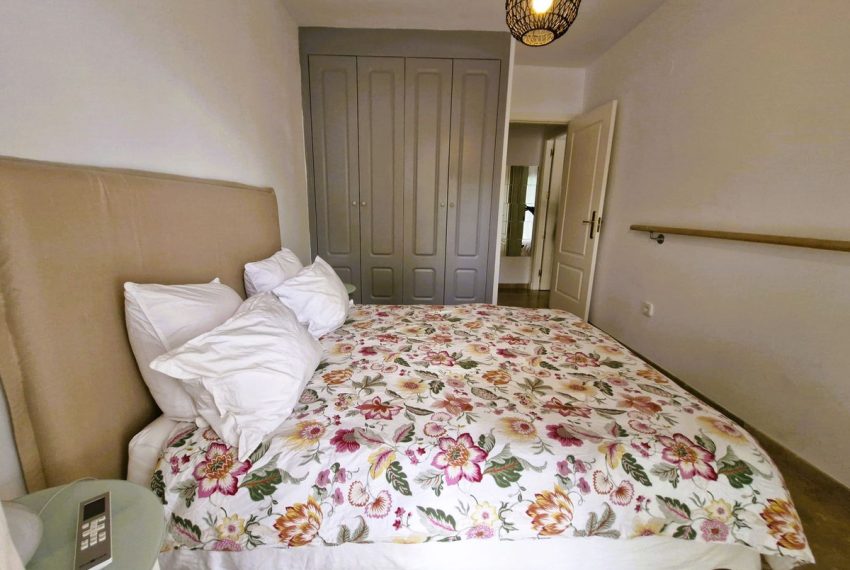 R5202943-Apartment-For-Sale-The-Golden-Mile-Middle-Floor-Apartment-2-Beds-86-Built-16