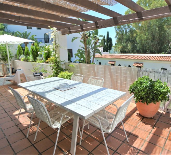 R5202943-Image 1-Middle Floor Apartment - 2 Beds - 86 Built