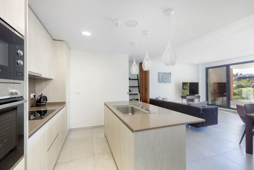 R5205550-Apartment-For-Sale-Nueva-Andalucia-Middle-Floor-Apartment-2-Beds-74-Built-8