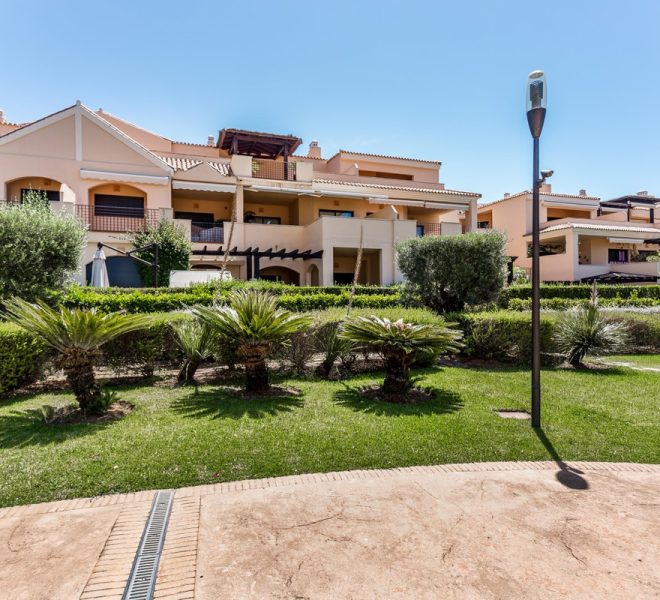 R5206354-Image 1-Middle Floor Apartment - 2 Beds - 176 Built