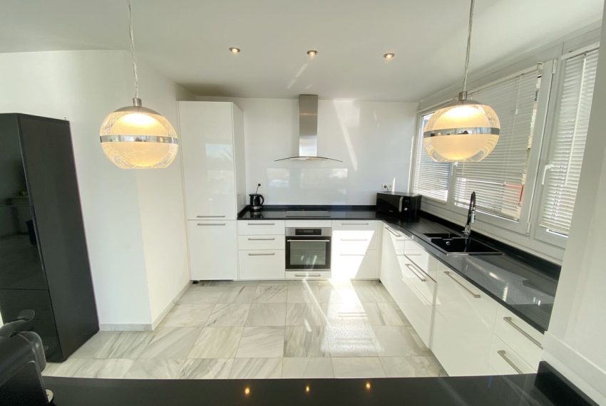 R5220139-Apartment-For-Sale-Marbella-Middle-Floor-Apartment-3-Beds-169-Built-17