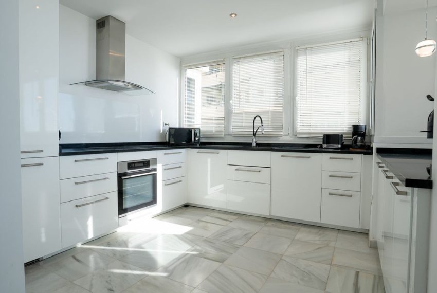 R5220139-Apartment-For-Sale-Marbella-Middle-Floor-Apartment-3-Beds-169-Built-3