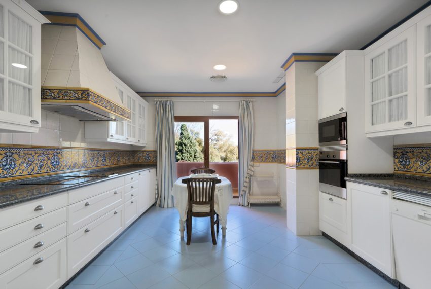 R5220436-Apartment-For-Sale-Guadalmina-Baja-Penthouse-Duplex-5-Beds-650-Built-19