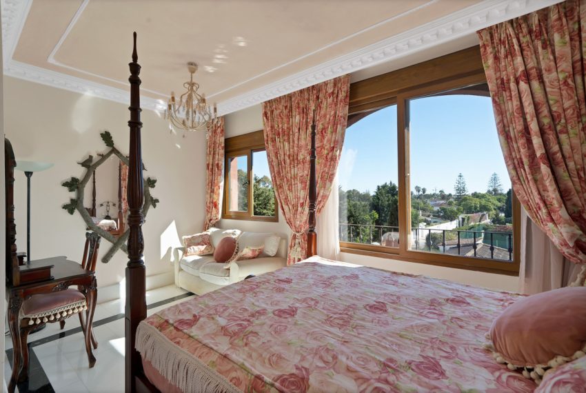 R5220436-Apartment-For-Sale-Guadalmina-Baja-Penthouse-Duplex-5-Beds-650-Built-6