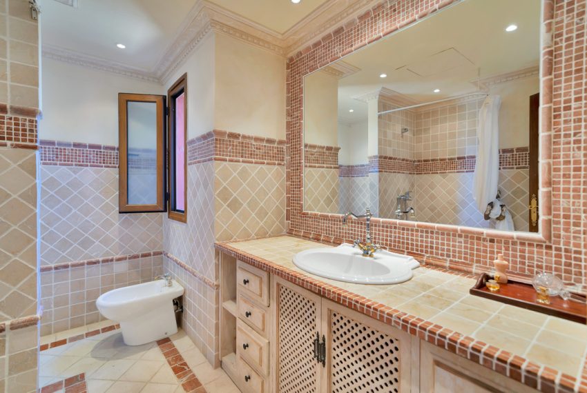 R5220436-Apartment-For-Sale-Guadalmina-Baja-Penthouse-Duplex-5-Beds-650-Built-9