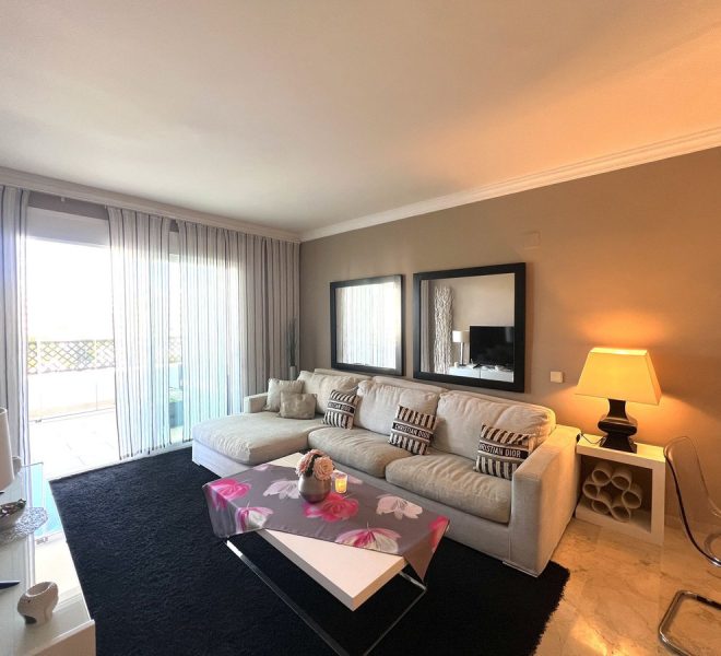 R5237380-Image 1-Middle Floor Apartment - 2 Beds - 110 Built