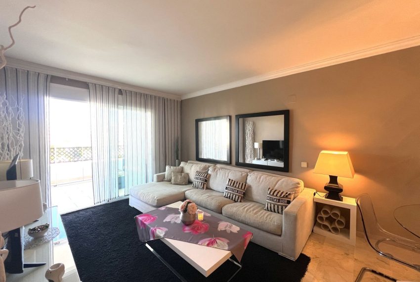R5237380-Apartment-For-Sale-Puerto-Banus-Middle-Floor-Apartment-2-Beds-110-Built