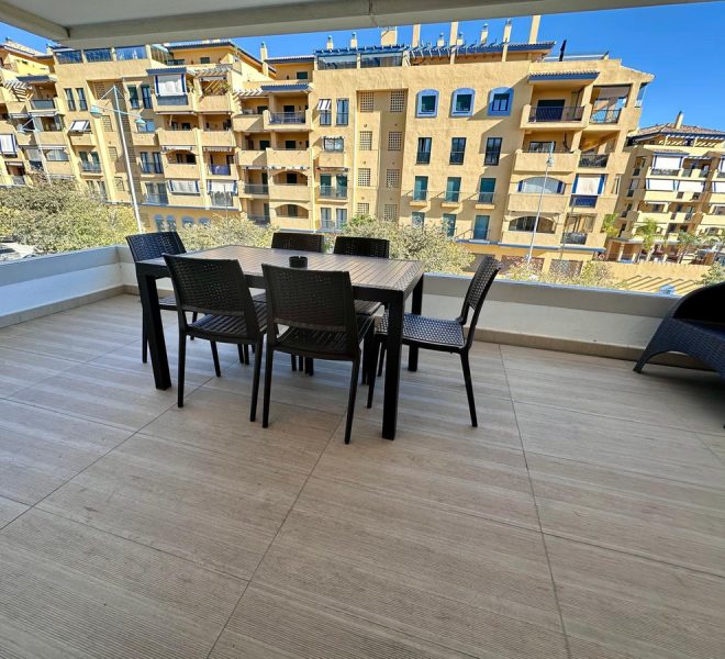 R5248213-Image 1-Middle Floor Apartment - 3 Beds - 109 Built