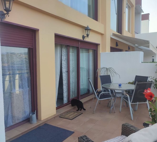 R5250145-Image 1-Penthouse Duplex - 2 Beds - 162 Built