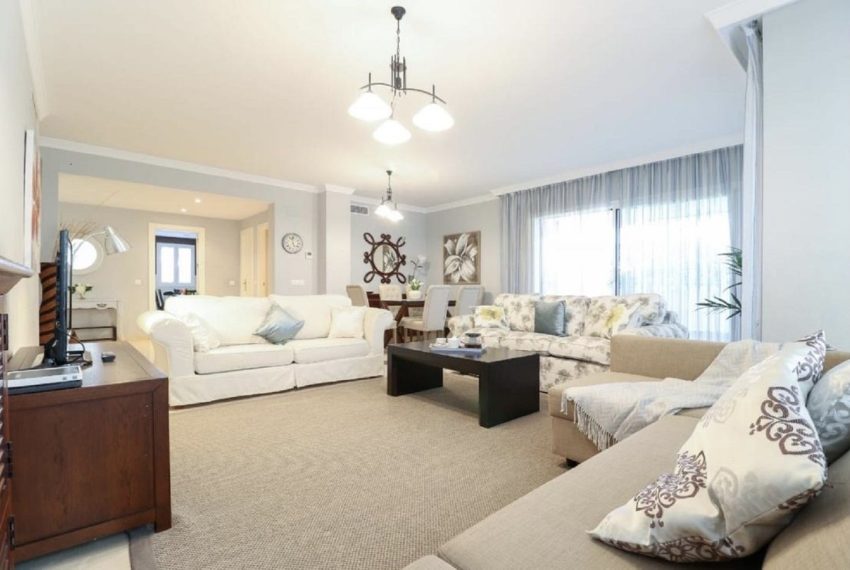 R5257000-Apartment-For-Sale-San-Pedro-de-Alcantara-Ground-Floor-Apartment-2-Beds-155-Built-1