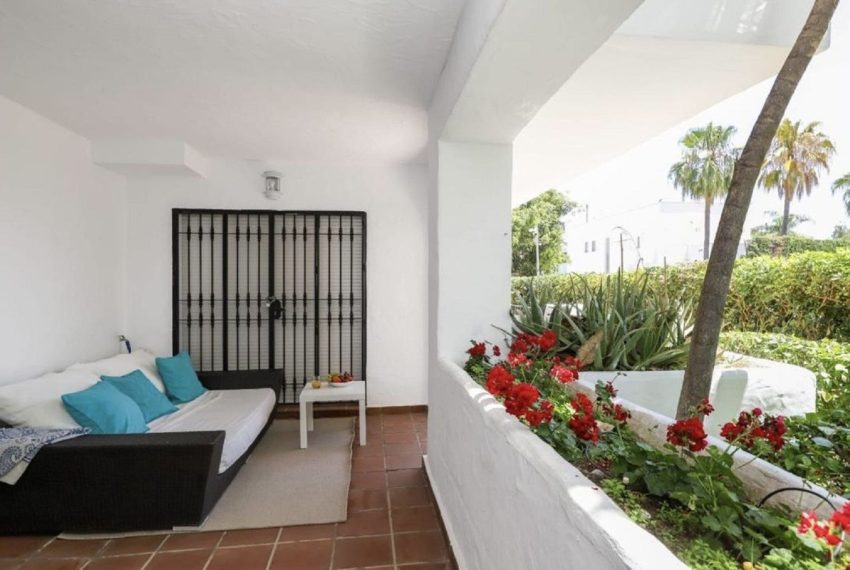 R5257000-Apartment-For-Sale-San-Pedro-de-Alcantara-Ground-Floor-Apartment-2-Beds-155-Built-16
